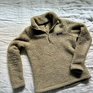 Patagonia Cozy Tan Fleece Pullover size s